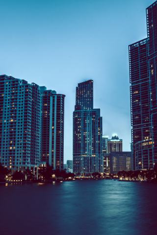 Das Miami Night HD Photo Wallpaper 320x480