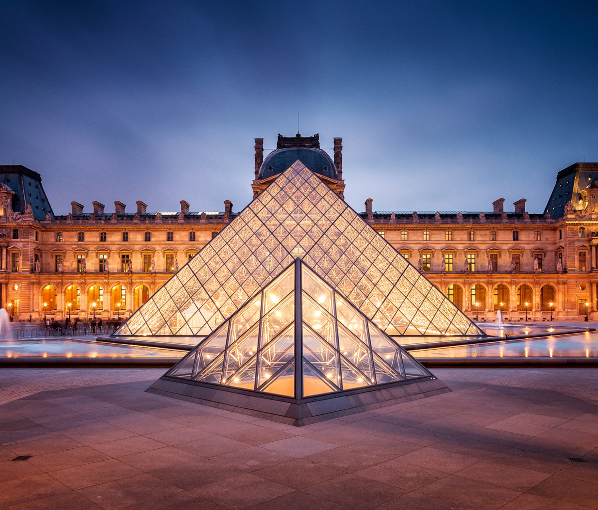 Das Paris Louvre Museum Wallpaper 1200x1024