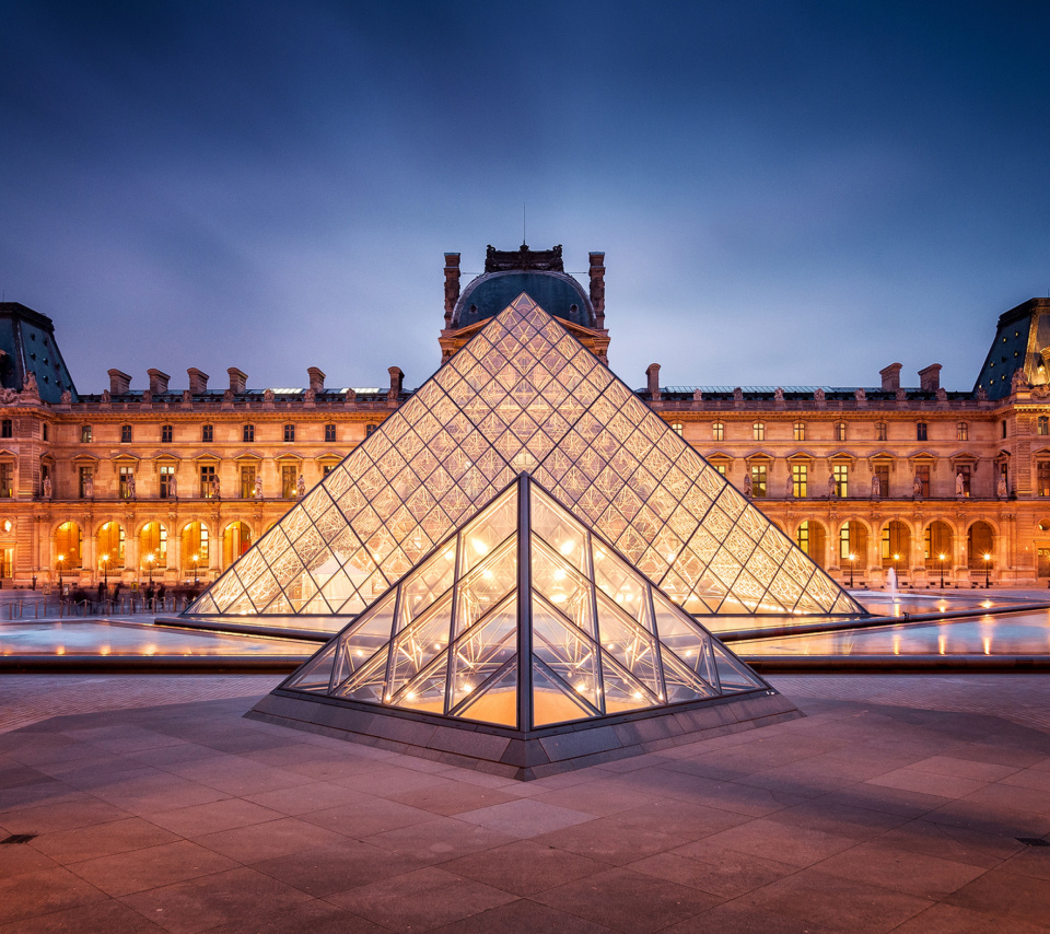 Das Paris Louvre Museum Wallpaper 960x854