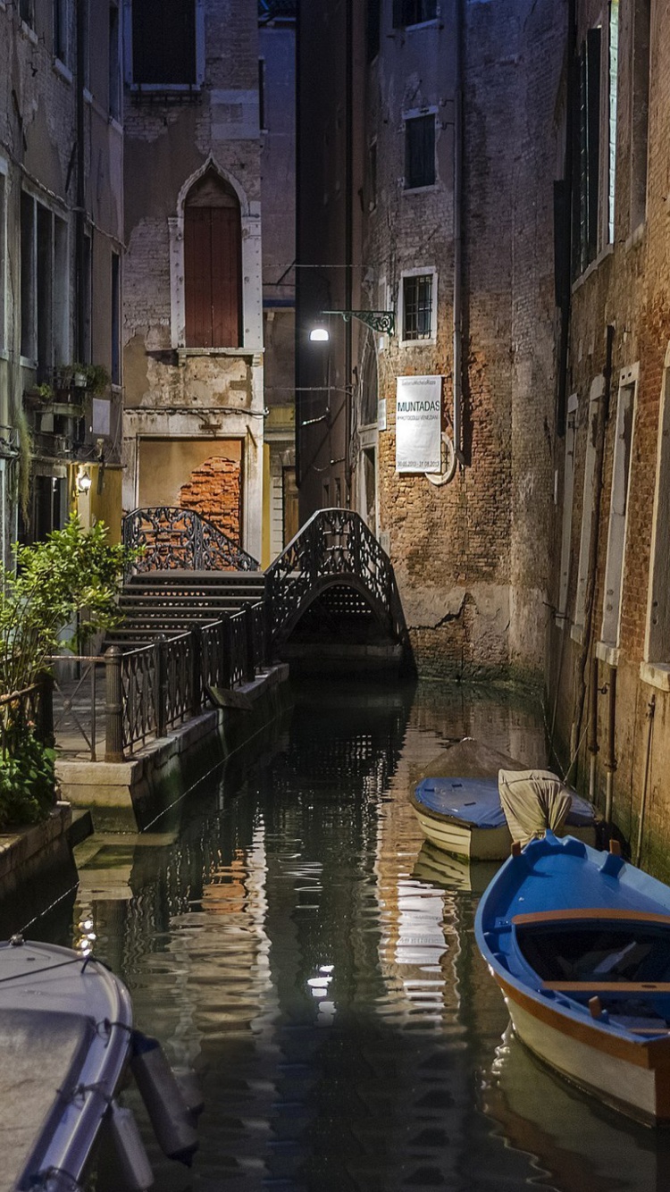 Das Night Venice Canals Wallpaper 750x1334