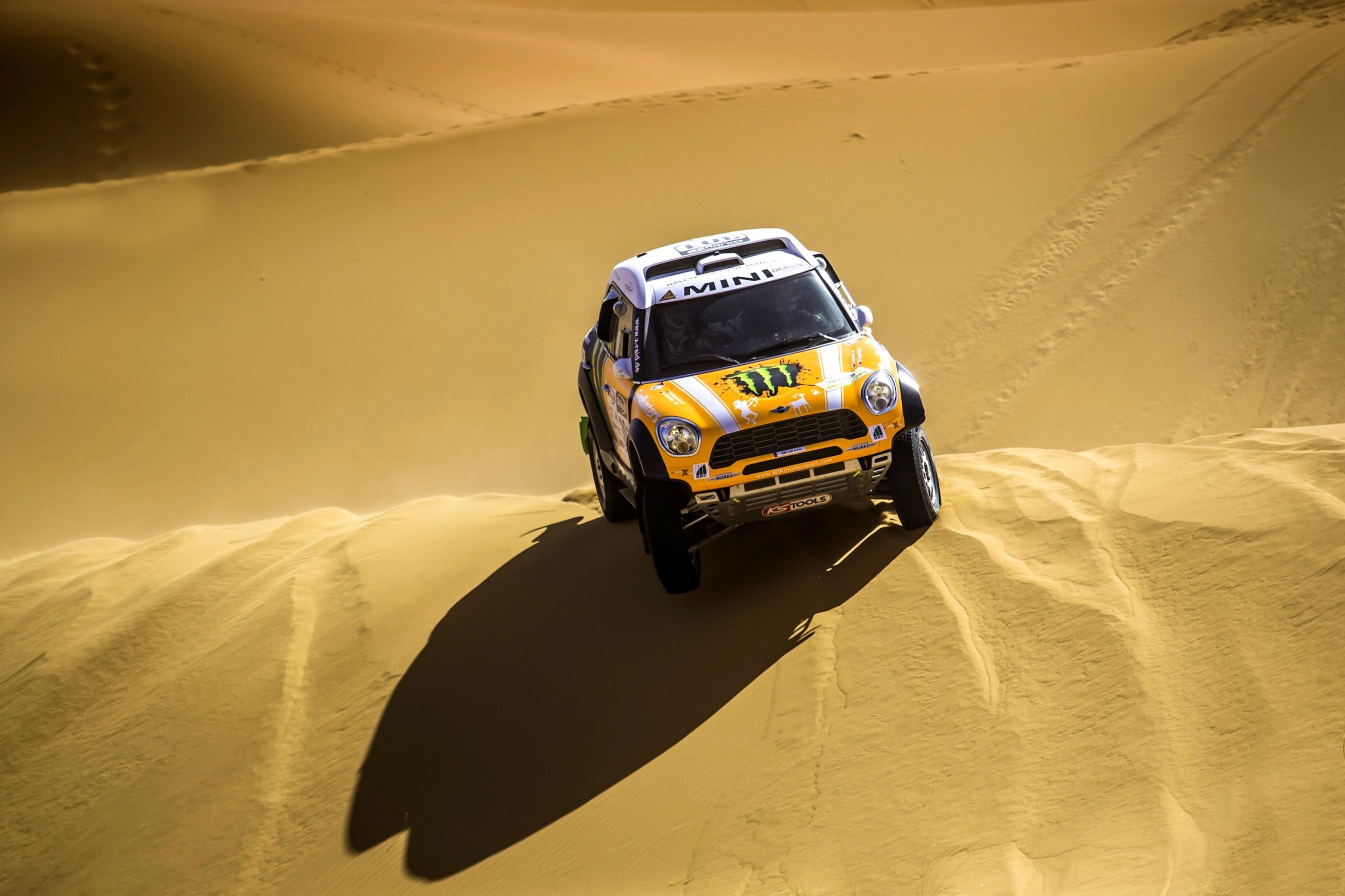 Обои Mini Cooper Countryman Dakar Rally 2880x1920