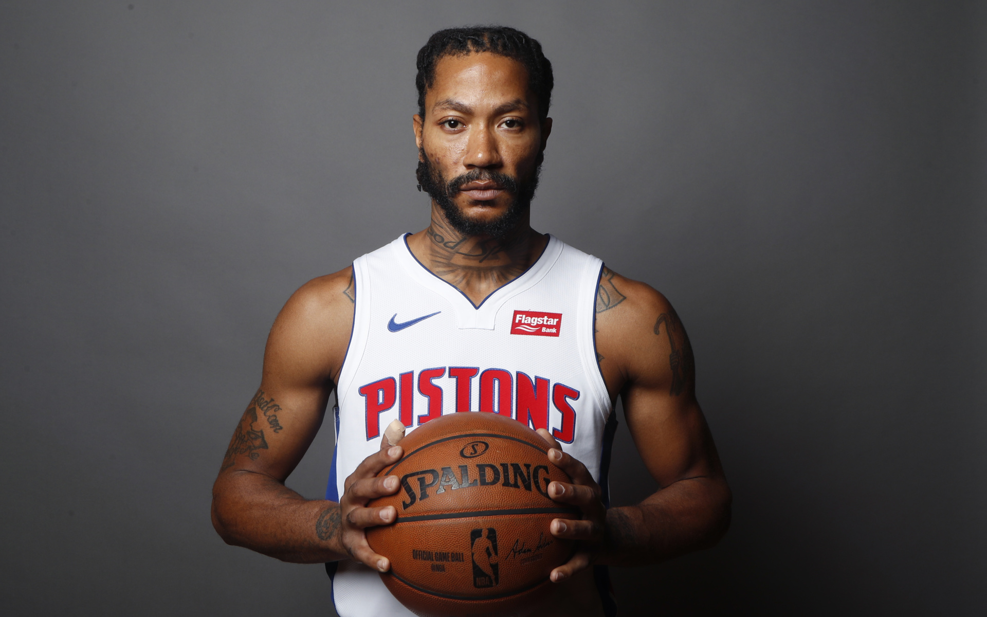 Derrick Rose in Detroit Pistons wallpaper 1920x1200