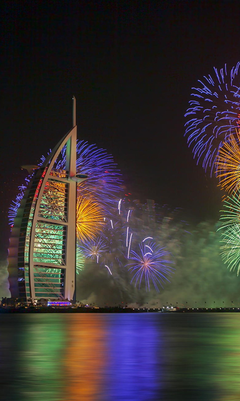 Das Dubai Fireworks Wallpaper 768x1280