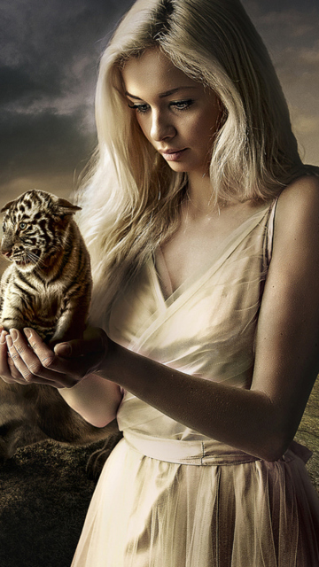 Das Girl With Tiger Wallpaper 360x640