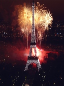 Fondo de pantalla Fireworks At Eiffel Tower 132x176