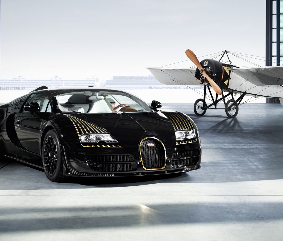Das Bugatti And Airplane Wallpaper 1200x1024