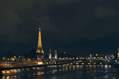 Das Eiffel Tower In Paris France Wallpaper 480x320