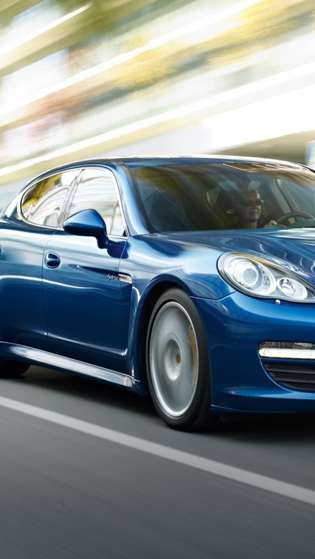 Fondo de pantalla Porsche Panamera S Hybrid 640x1136