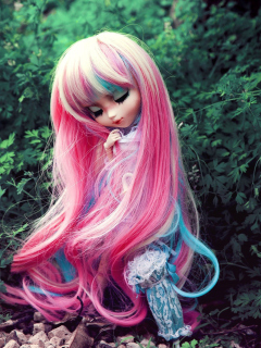 Das Doll With Pink Hair Wallpaper 240x320