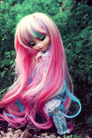 Das Doll With Pink Hair Wallpaper 320x480