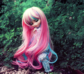 Doll With Pink Hair sfondi gratuiti per 208x208