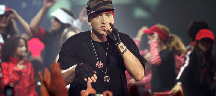 Обои EMA - Eminem 720x320