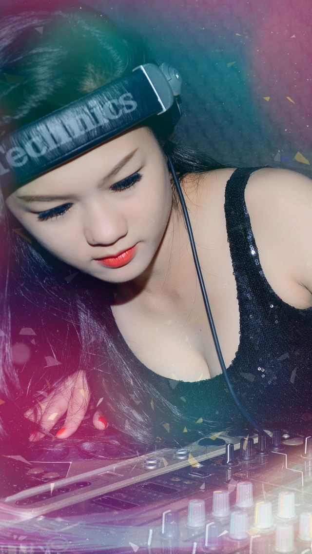 Asian Dj Girl wallpaper 640x1136