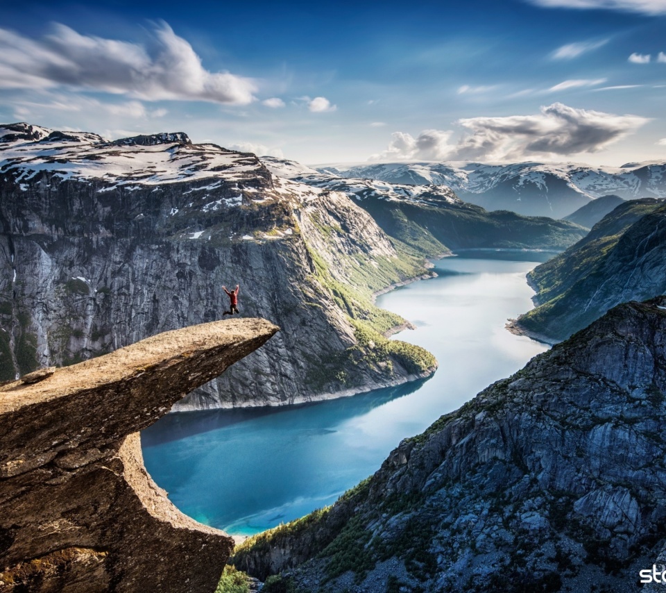 Fondo de pantalla Trolltunga 960x854