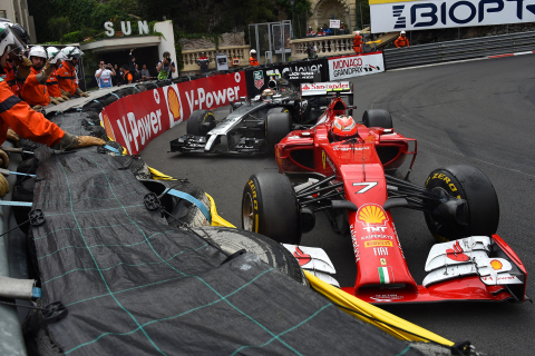 Screenshot №1 pro téma Ferrari Formula 1 Monaco 480x320