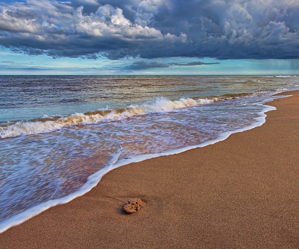 Beach & Clouds screenshot #1 960x800