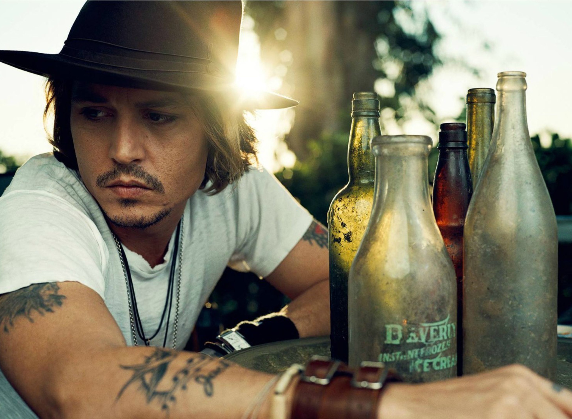 Fondo de pantalla Johnny Depp Sunset Portrait 1920x1408
