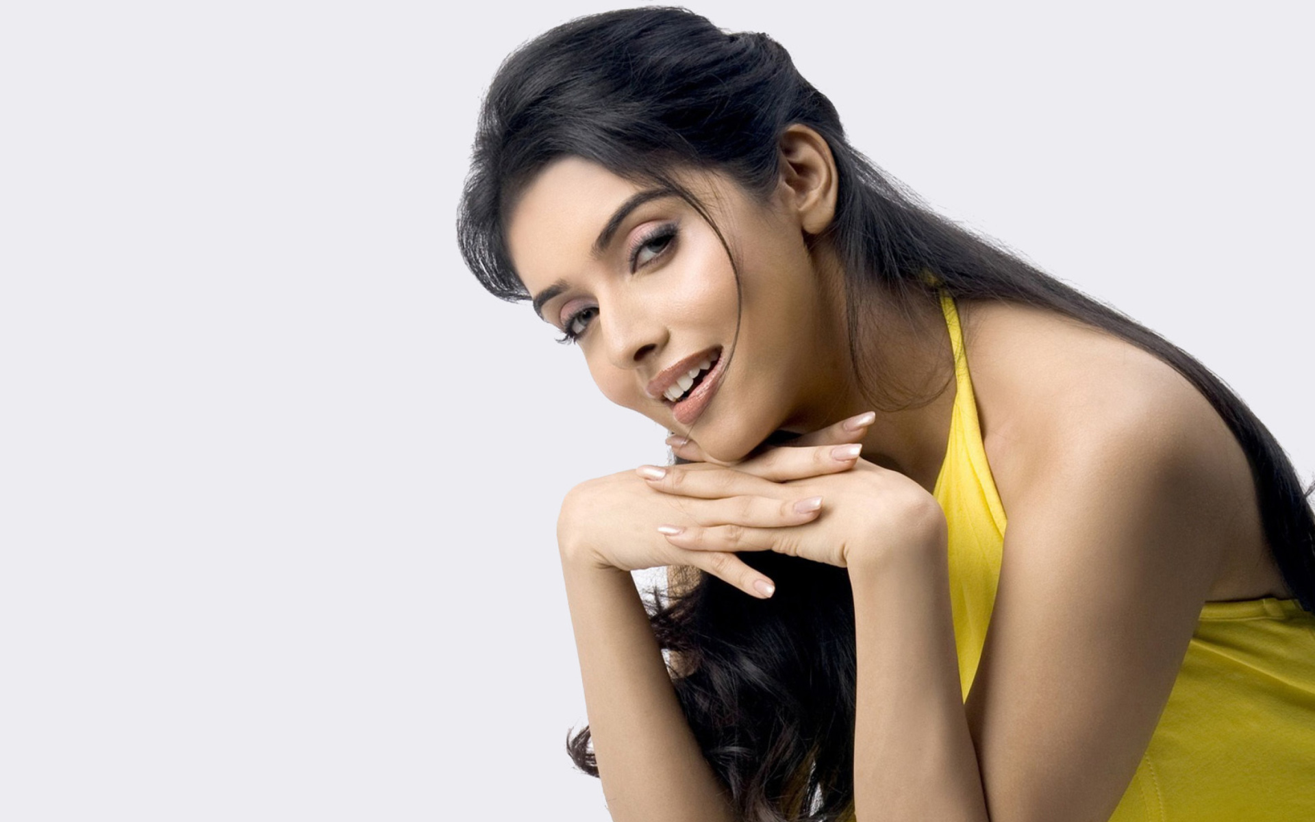 Asin Thottumkal Filmfare Awards wallpaper 1920x1200