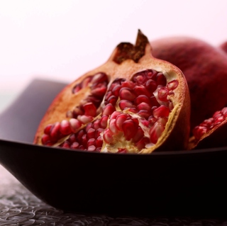 Pomegranate - Obrázkek zdarma pro iPad Air