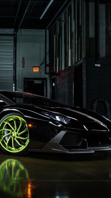 Обои Lamborghini Aventador 360x640