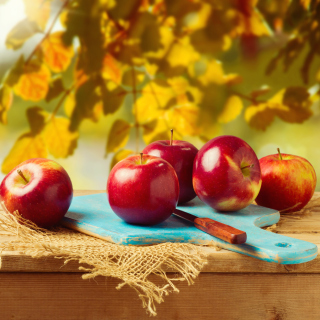 Kostenloses Falling fruits Wallpaper für iPad