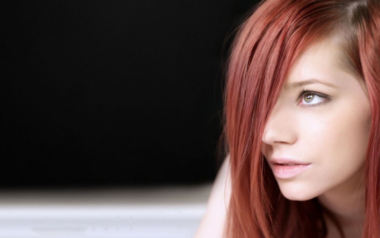 Screenshot №1 pro téma Redhead Girl 1280x800