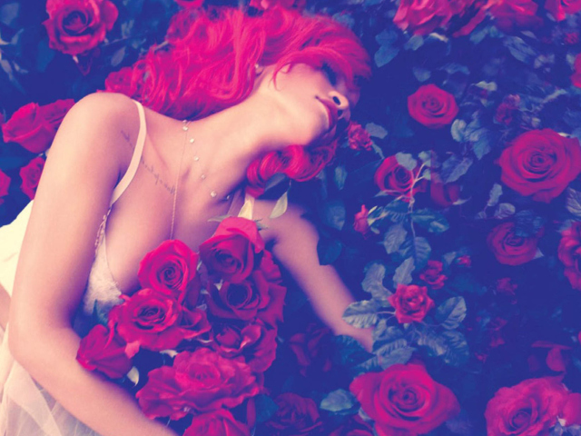 Sfondi Rihanna's Roses 640x480
