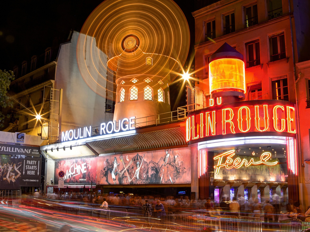 Обои Moulin Rouge cabaret in Paris 1024x768