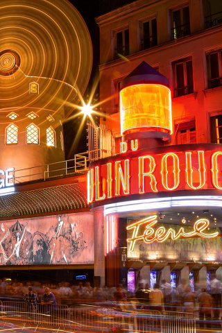 Обои Moulin Rouge cabaret in Paris 320x480