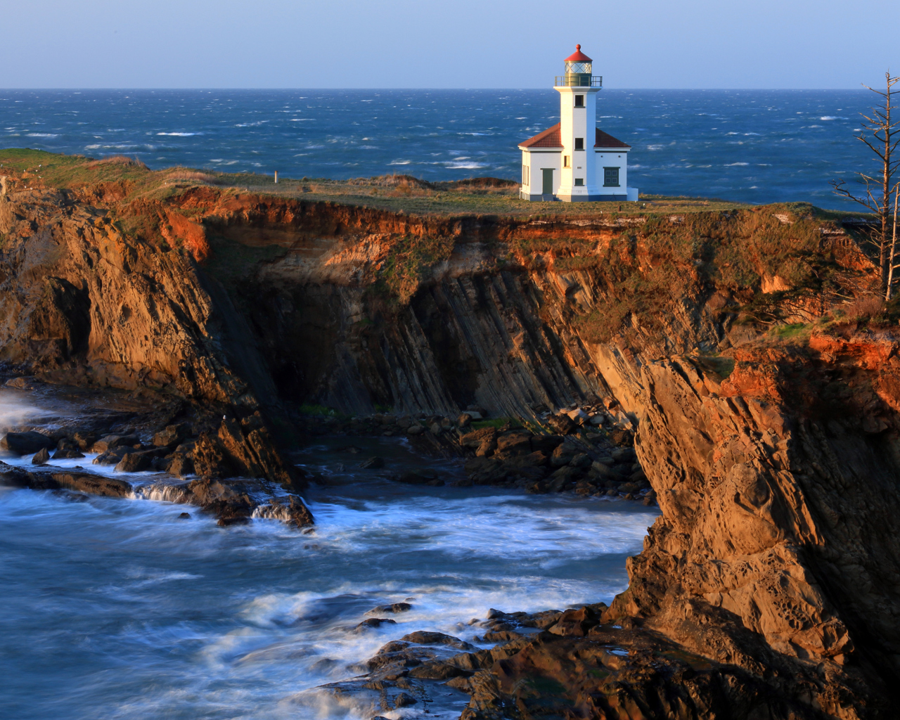 Screenshot №1 pro téma Cape Arago Lighthouse 1280x1024