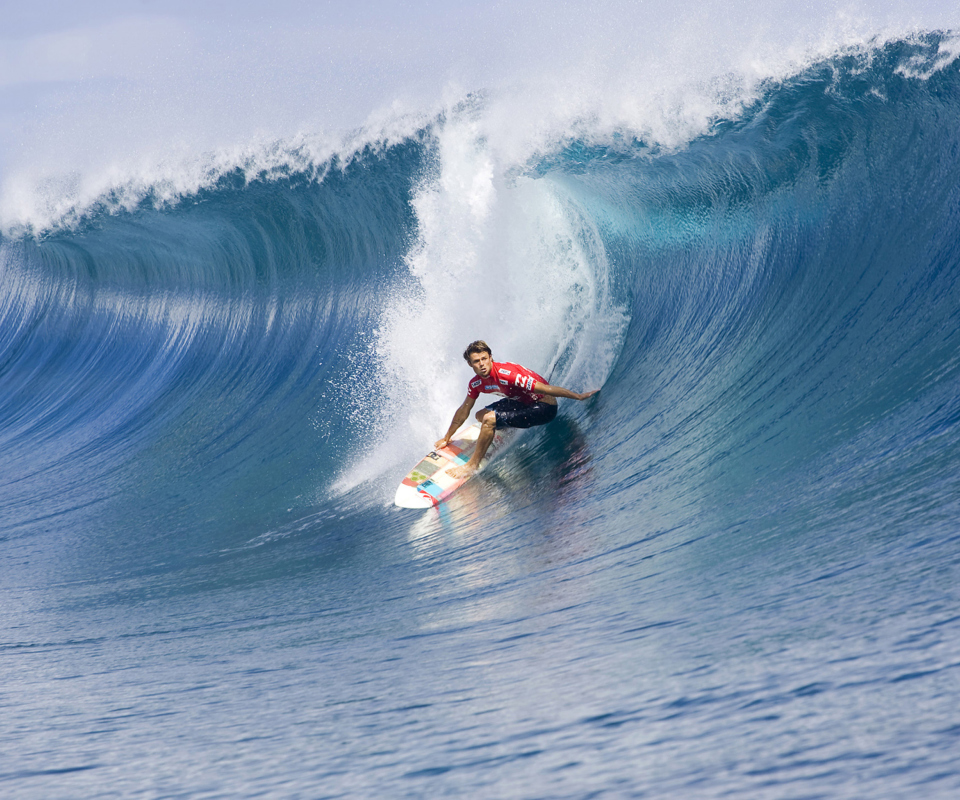 Surfing wallpaper 960x800
