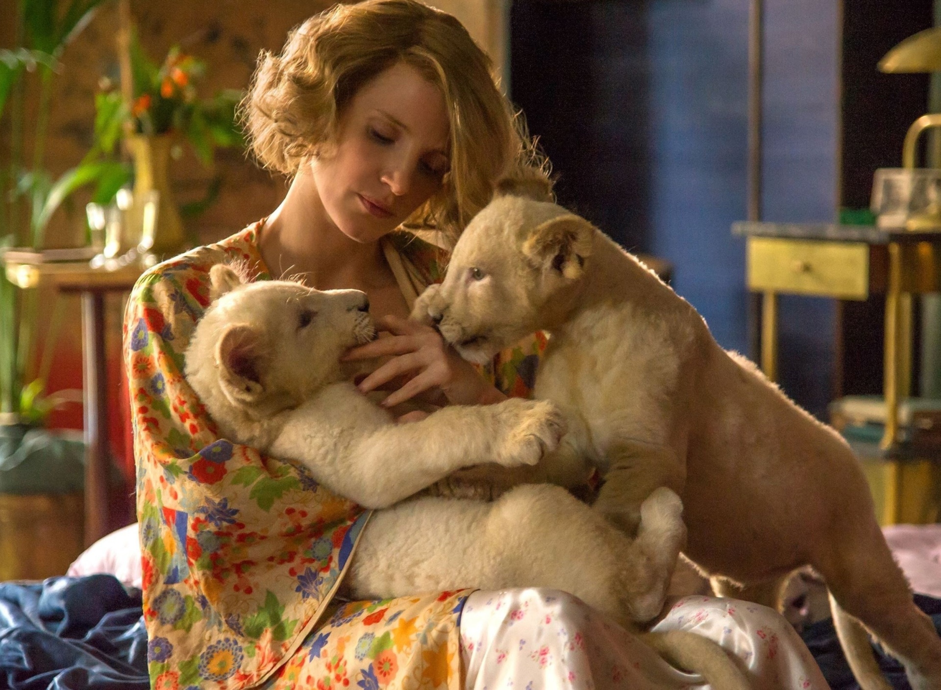 Das The Zookeepers Wife Film with Jessica Chastain Wallpaper 1920x1408