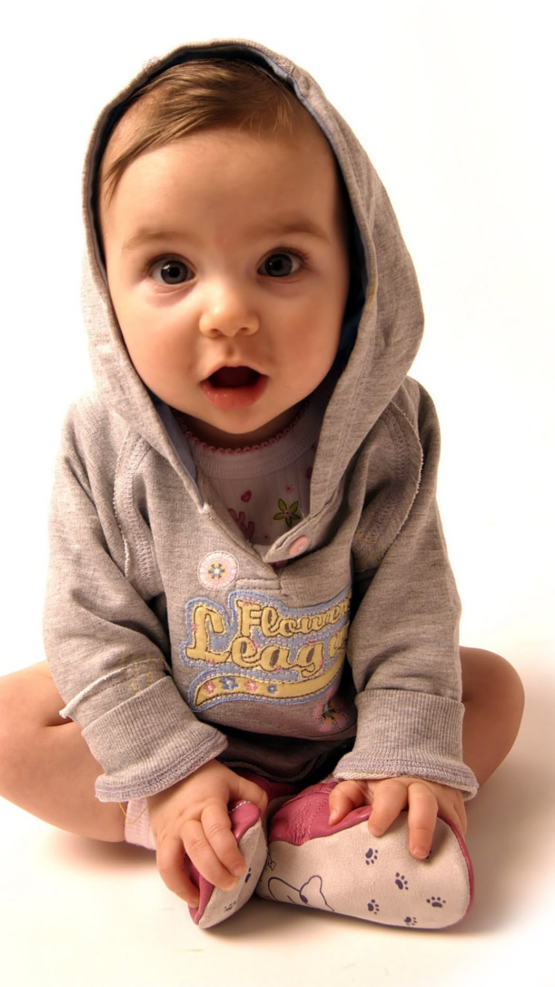 Das Cute Little Baby Boy Wallpaper 1080x1920