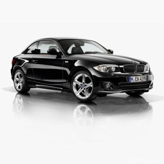 Обои BMW 125i black Coupe на iPad 2