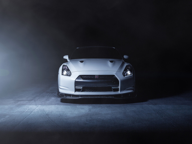 Nissan GT R R35 screenshot #1 640x480