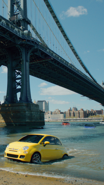 Fondo de pantalla Yellow Fiat 500 Under Bridge In New York City 360x640