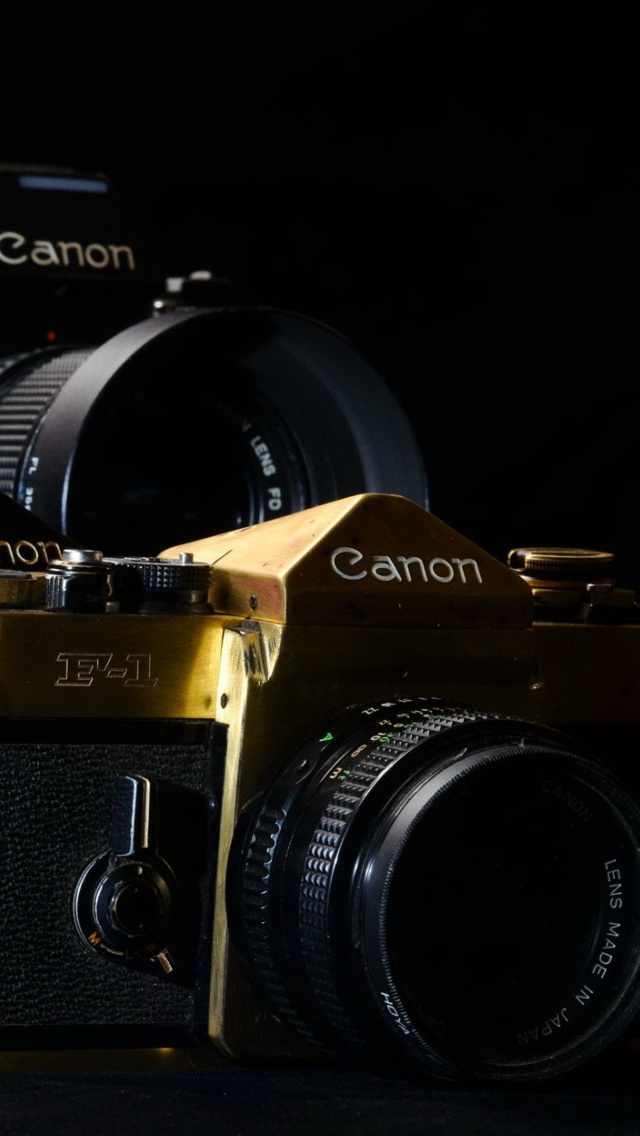 Das Canon F1 Reflex Camera Wallpaper 640x1136