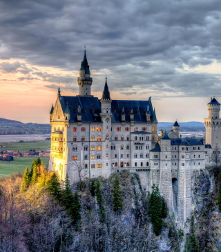 Neuschwanstein Castle, Bavaria, Germany - Obrázkek zdarma pro Nokia X1-00