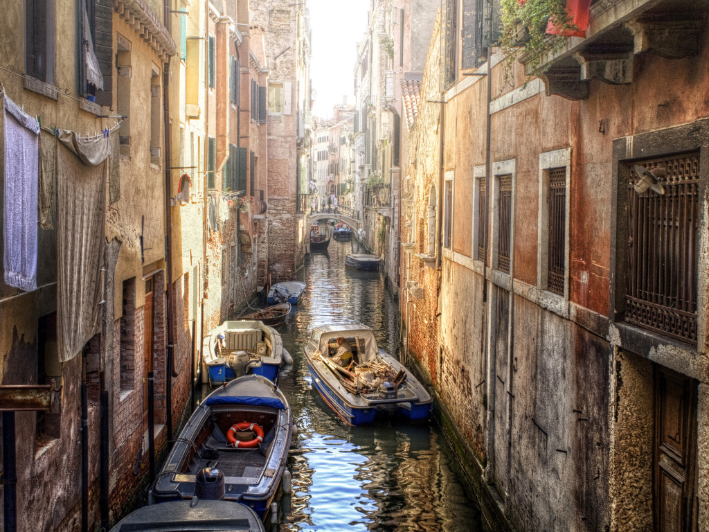 Fondo de pantalla Canals of Venice Painting 1024x768