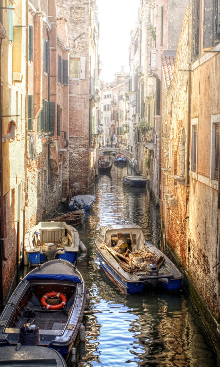 Fondo de pantalla Canals of Venice Painting 768x1280