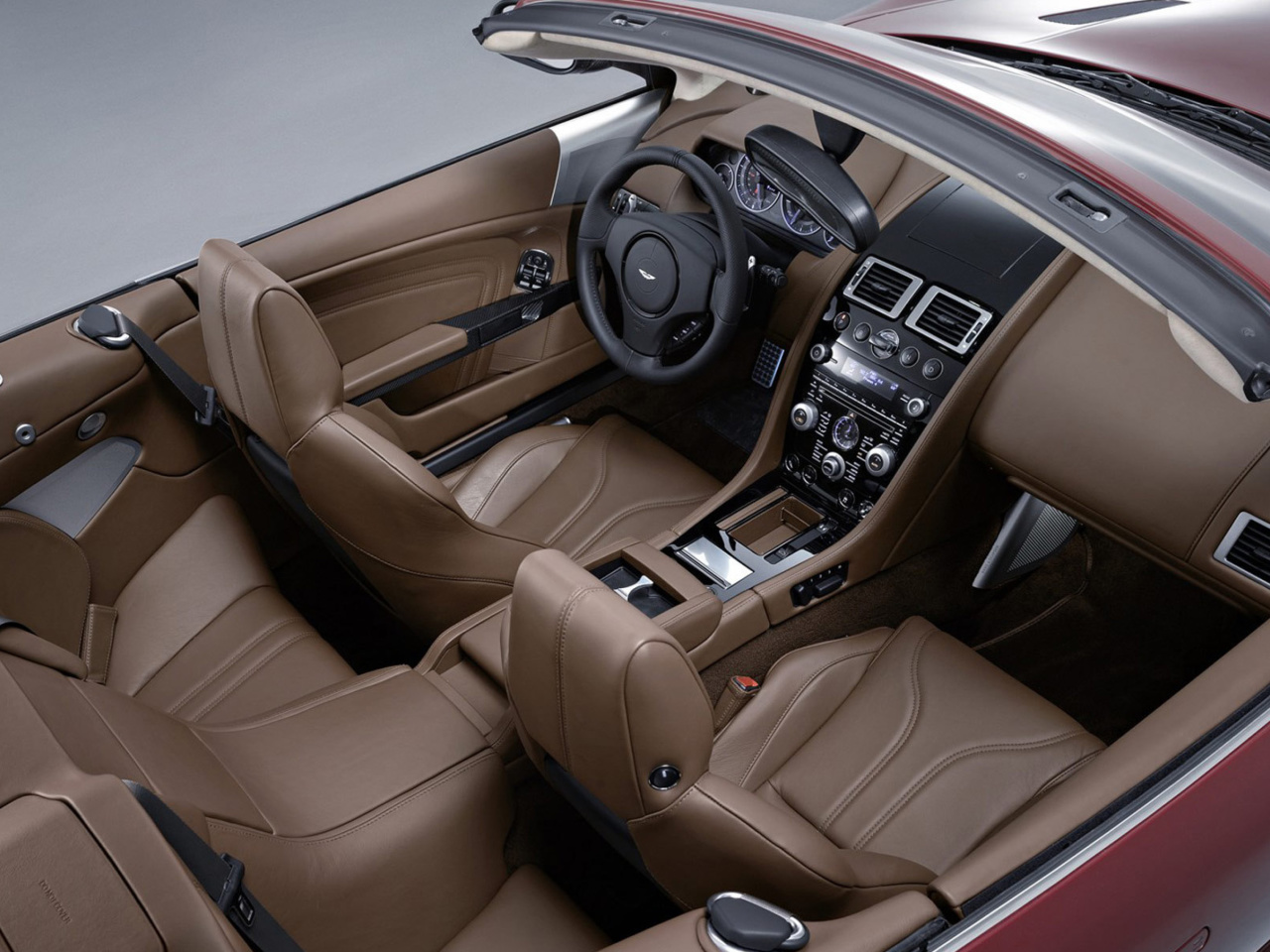 Обои Aston Martin DBS Interior 1280x960