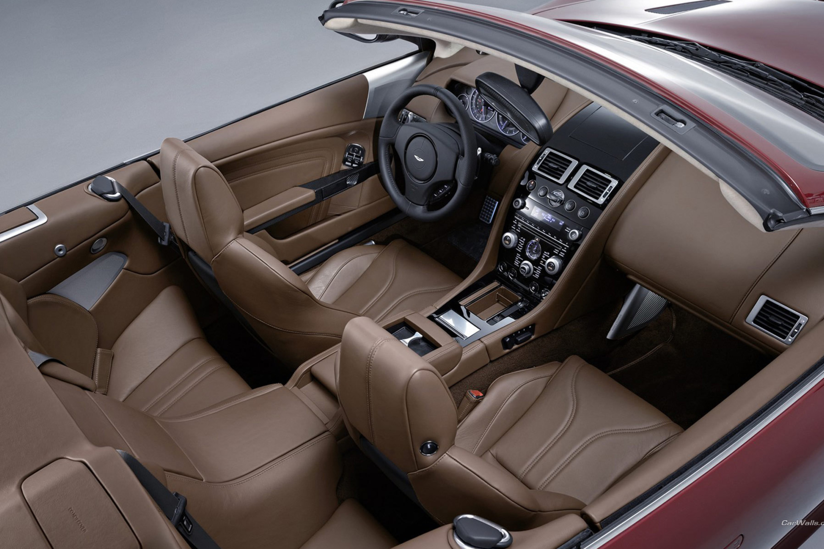 Fondo de pantalla Aston Martin DBS Interior 2880x1920