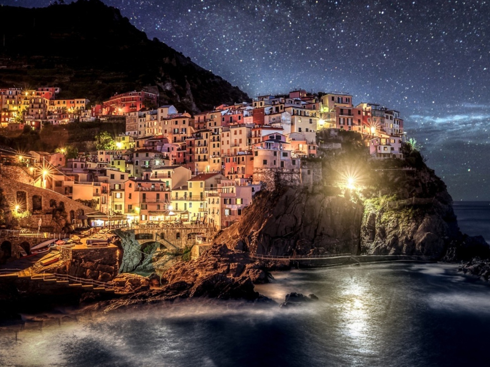 Night Italy Coast wallpaper 1600x1200