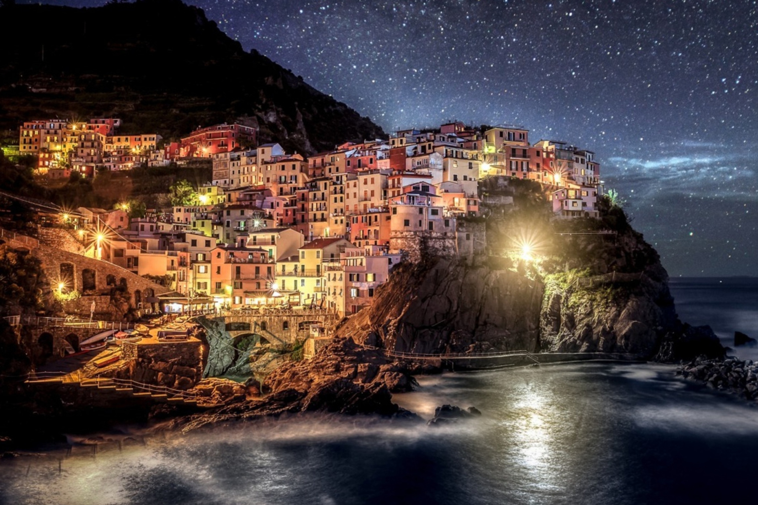 Das Night Italy Coast Wallpaper 2880x1920