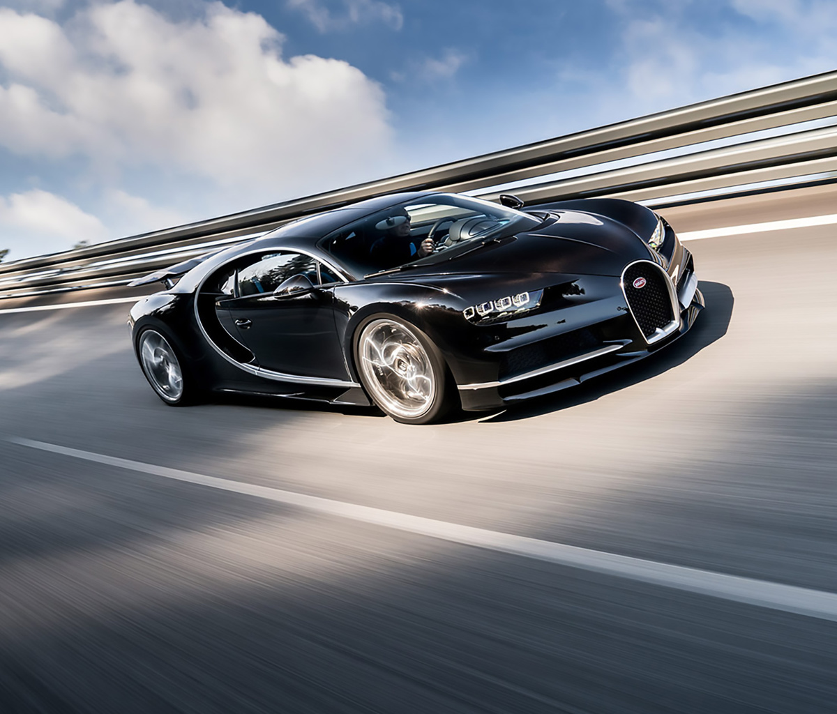 Das Bugatti Chiron Fastest Car in the World Wallpaper 1200x1024