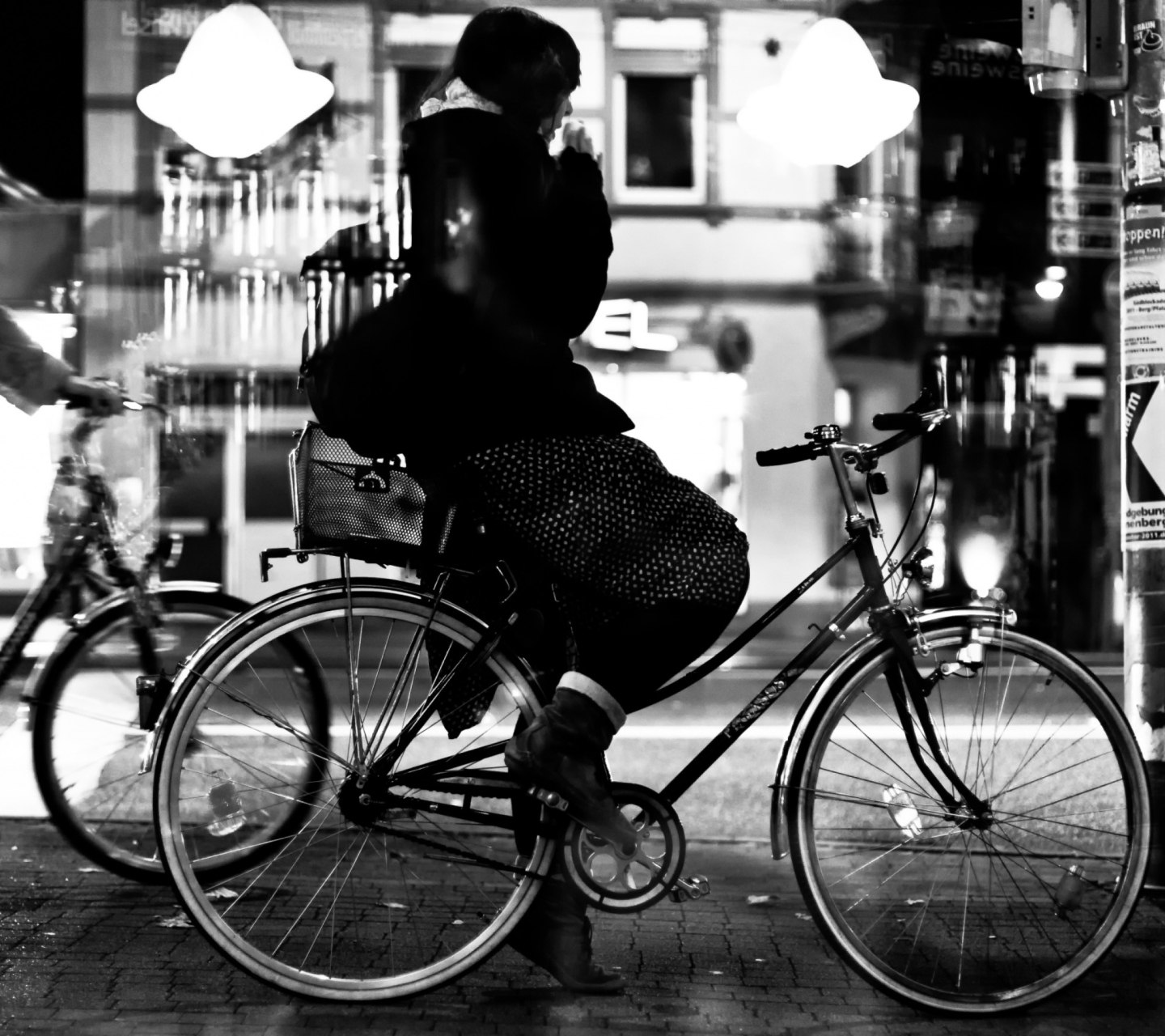 Screenshot №1 pro téma Riding A Bike 1440x1280