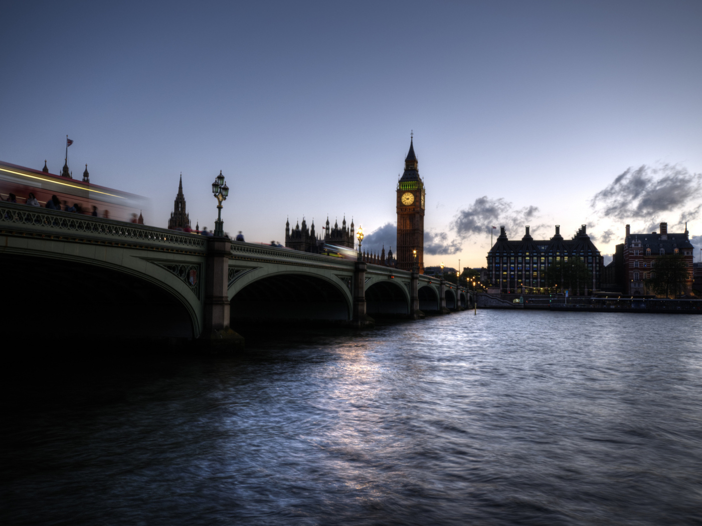 Symbol Of London screenshot #1 1400x1050