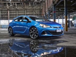 Обои Holden Astra VXR 320x240