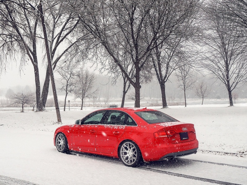 Das Audi A4 Red Wallpaper 800x600