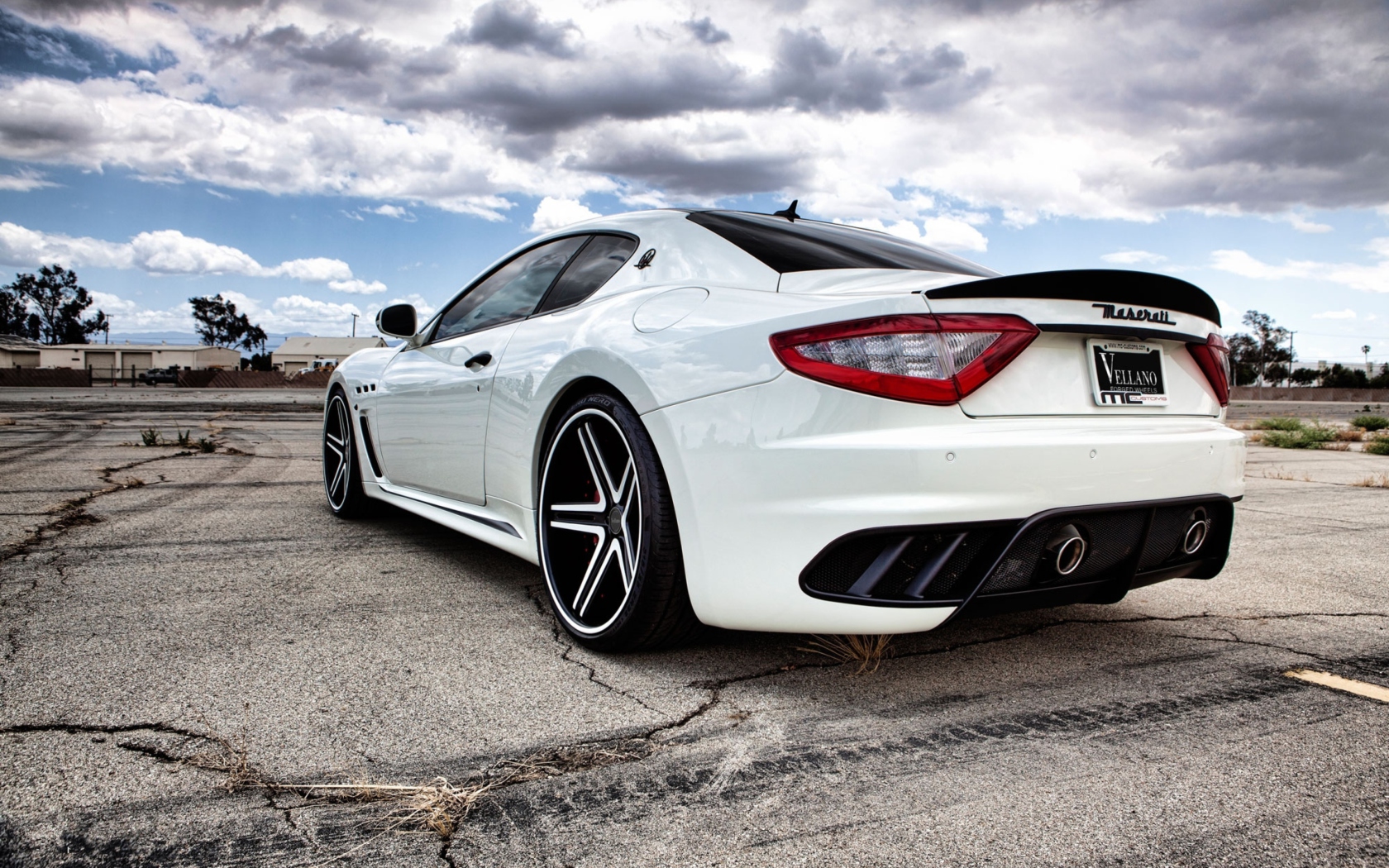 Fondo de pantalla Maserati GranTurismo 1680x1050